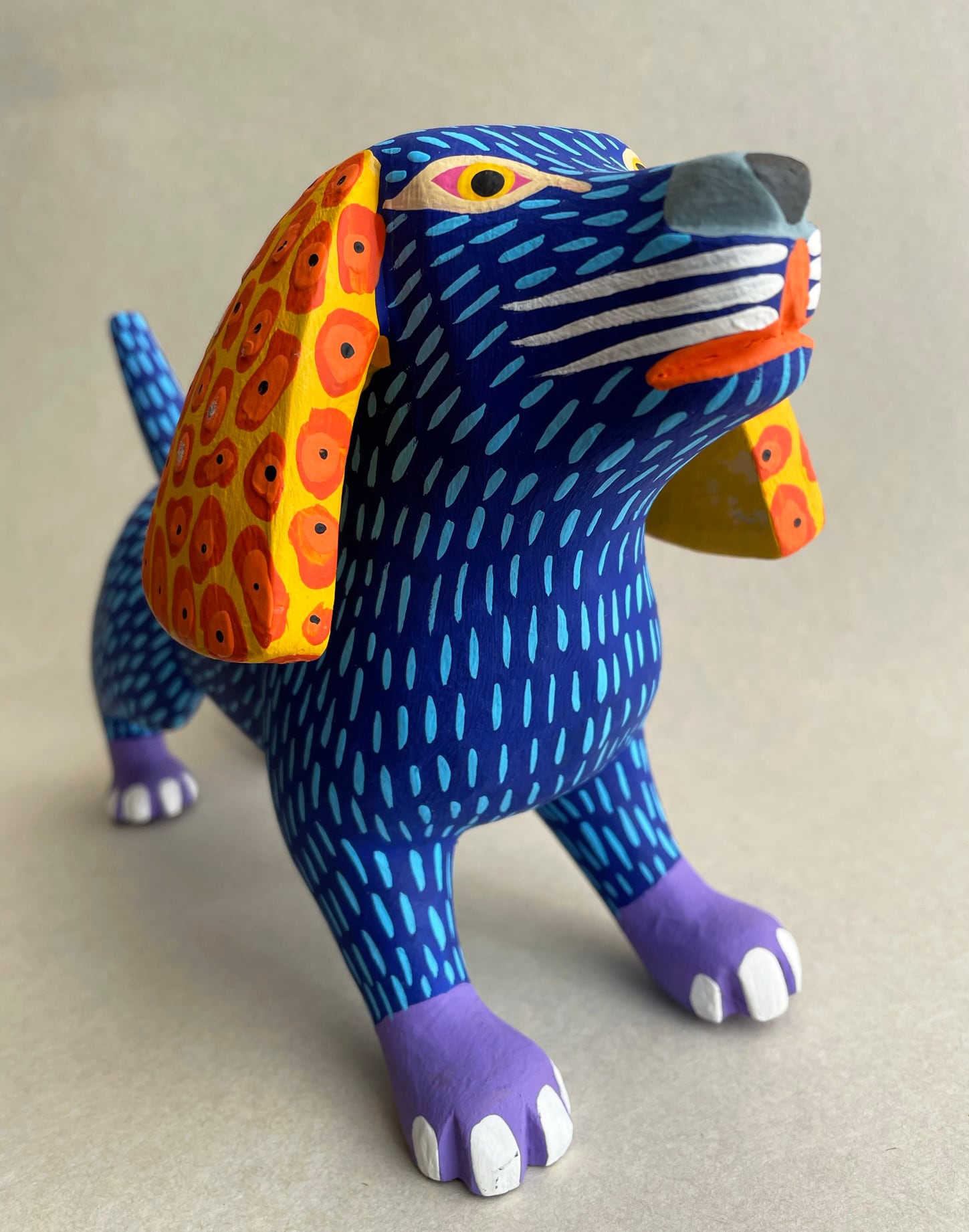 青いダックスフンド | LINDARTE