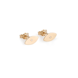 EDE271A Lucky Eye Studs Pierced Earrings <eikosi dyo>