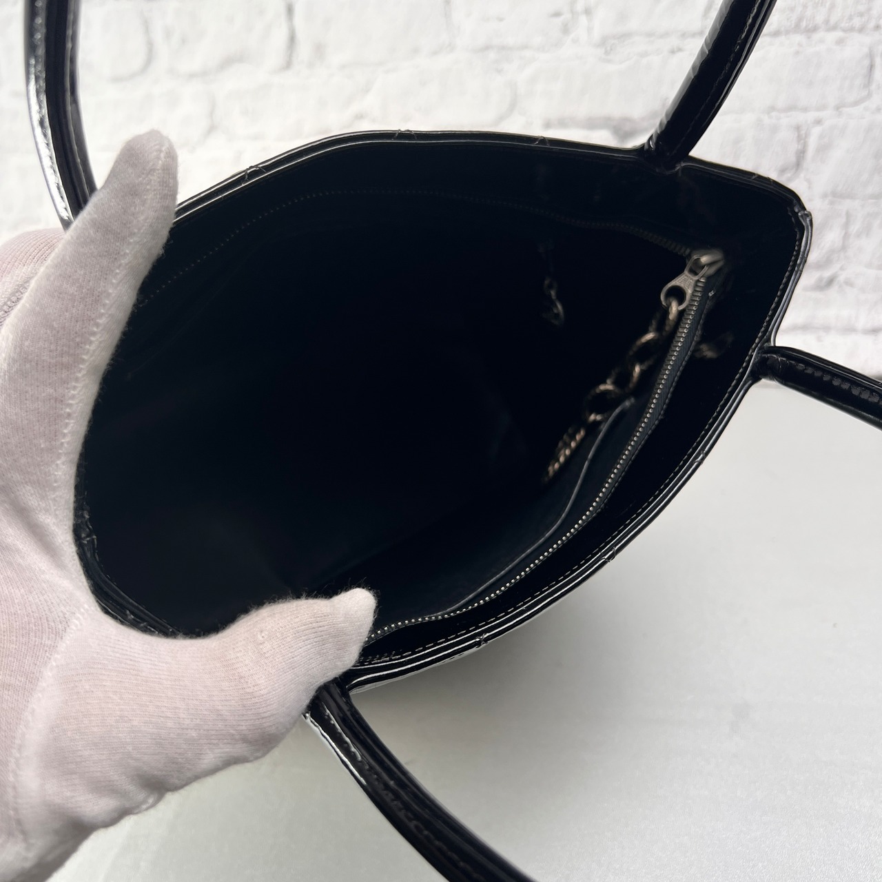 CHANEL シャネル ココマーク 復刻 エナメル／パテントレザー トートバッグ 黒 A-14262