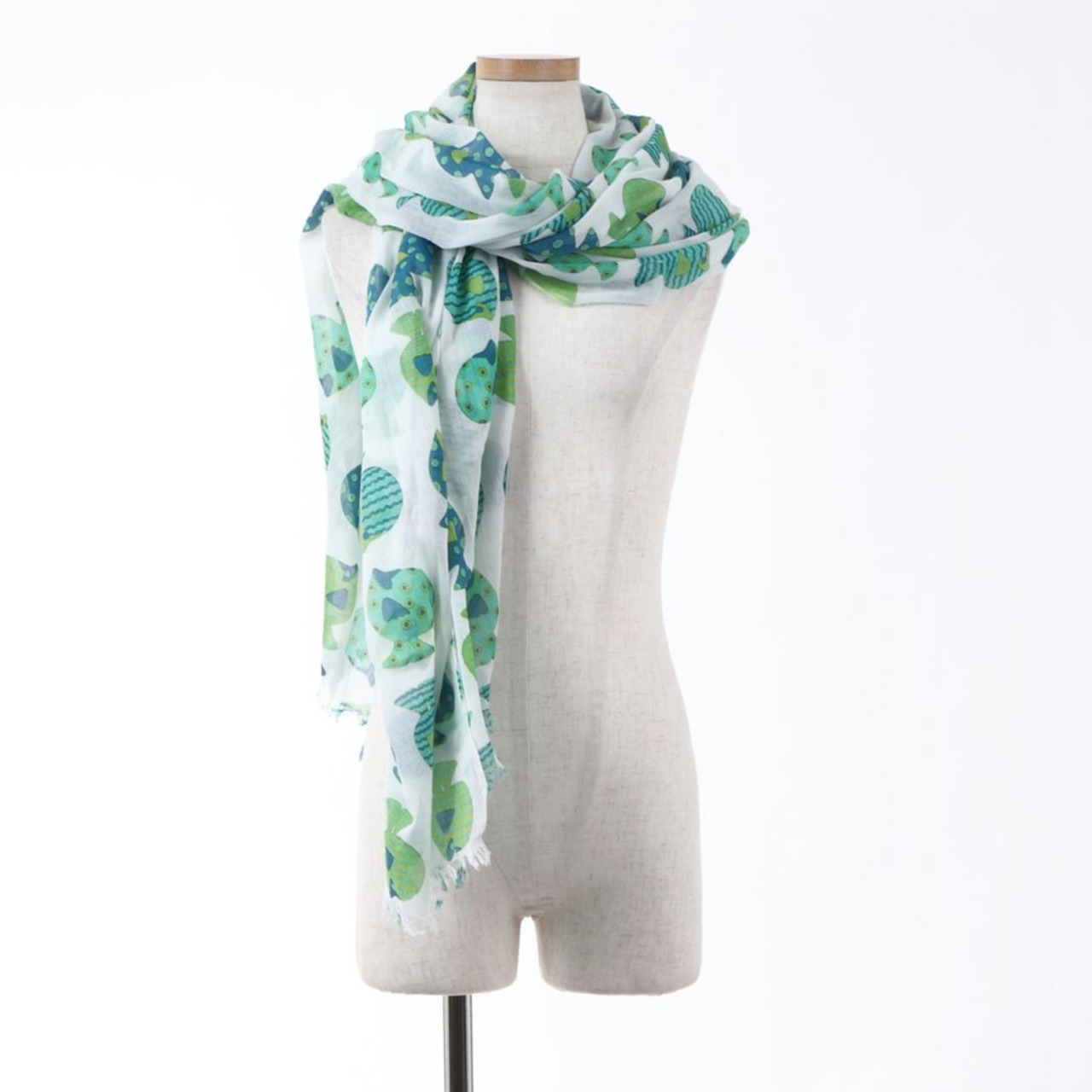 熱帯魚柄ストール スカーフ 大判コットンストール 魚 フィッシュ グリーン 緑 変柄 変わり柄 面白柄 ユニーク