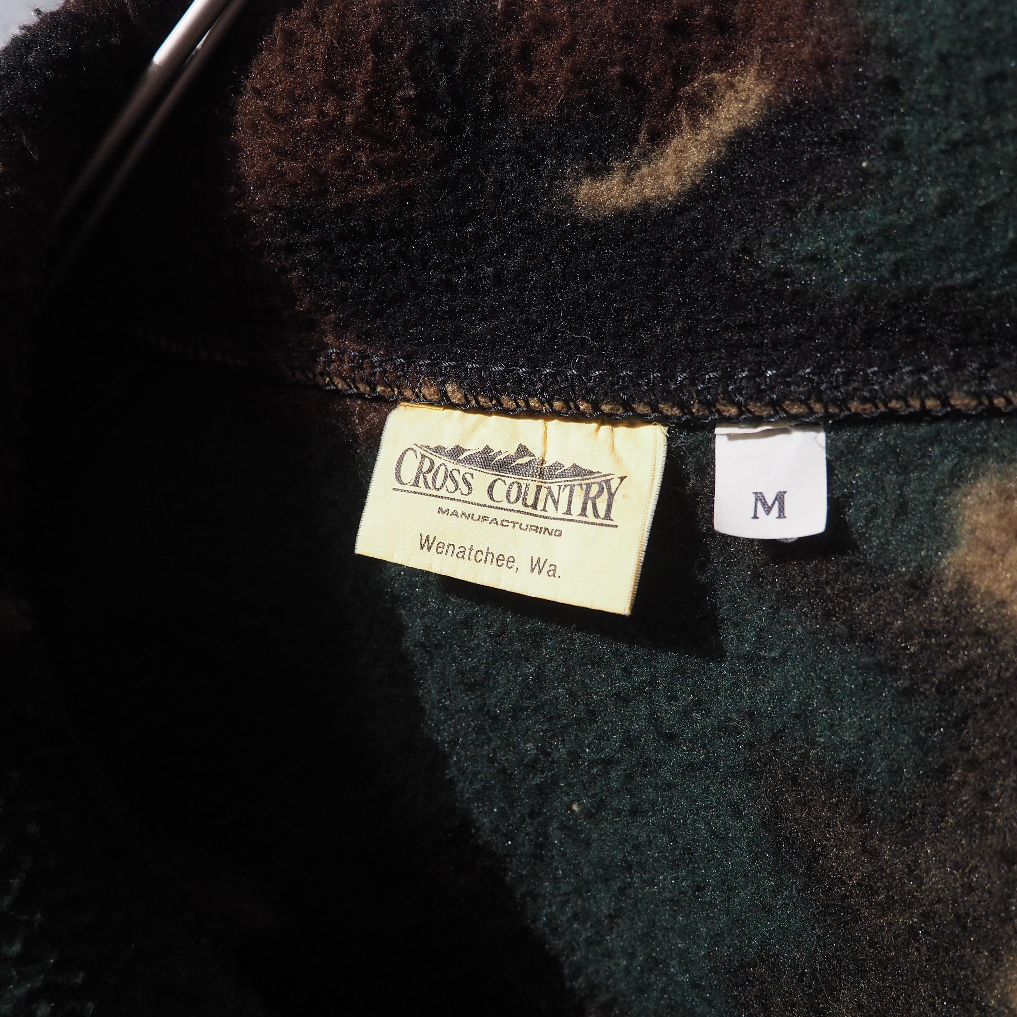 1980s " made in USA " Camouflage pattern Design vintage loose fleece jacket