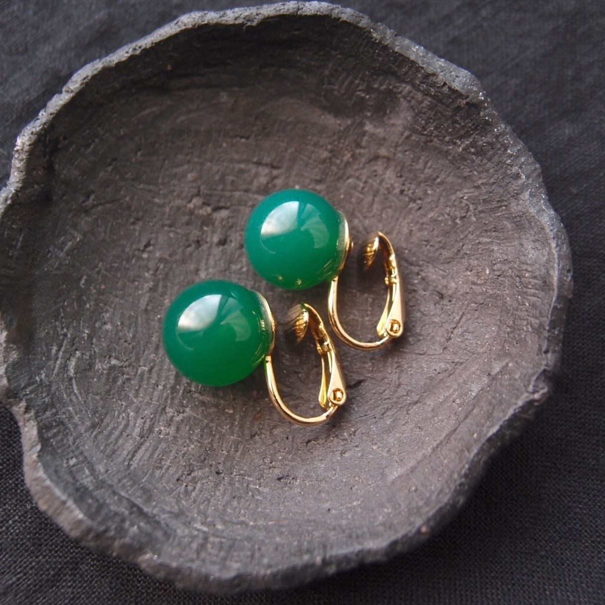 【Gold color】Green Onyx Clip Earrings/グリーンオニキス クリップイヤリング(12mm)
