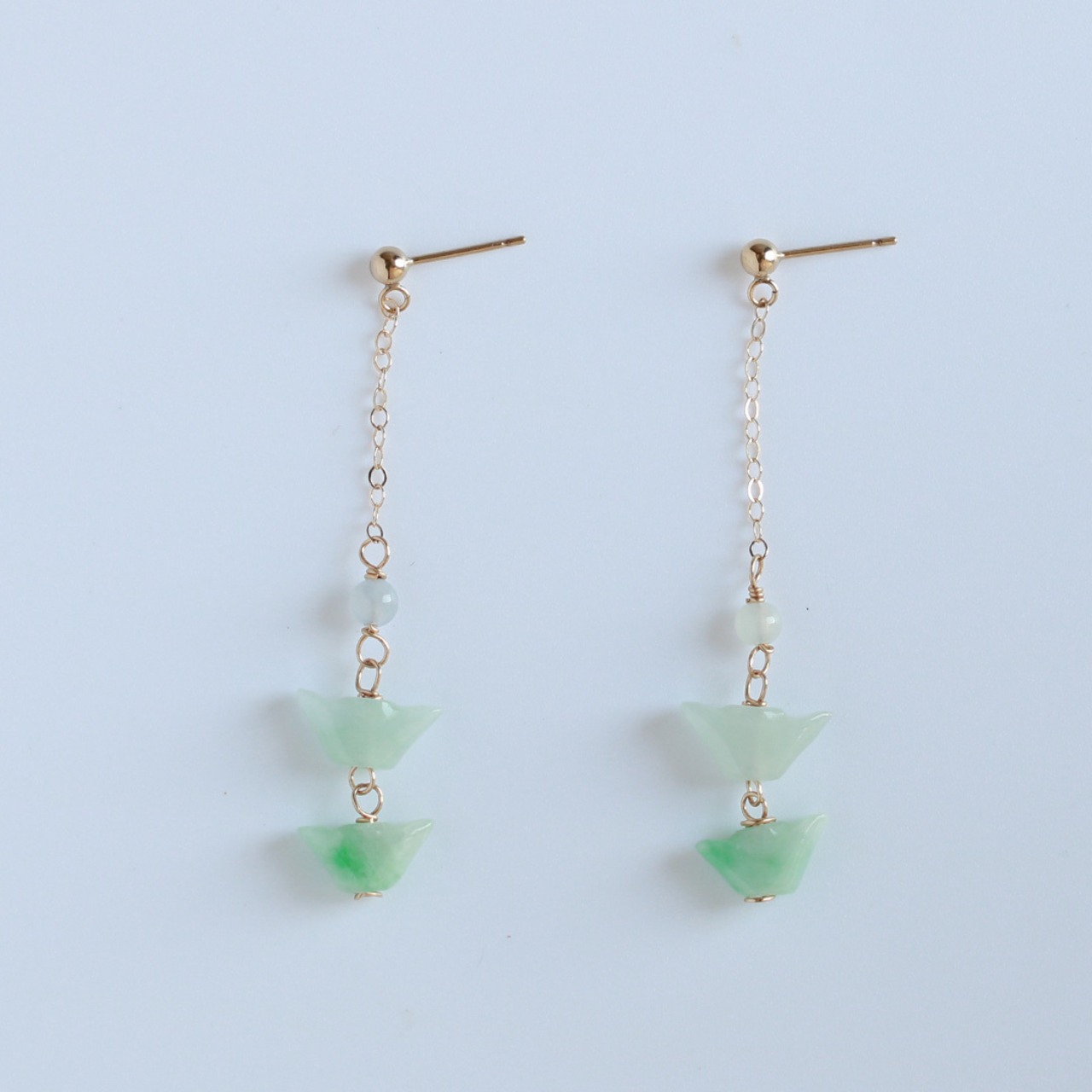 クラシカルな彫り翡翠を現代風に！！ 銀子翡翠 チェーン ピアスorイヤリング A貨翡翠 jd_mm1068