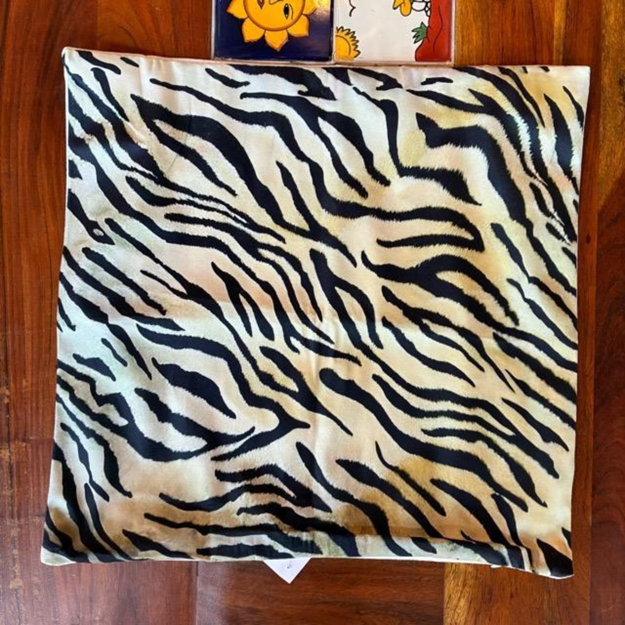 TOPANGA Homefurnishing Smooth touch animal cushion cover Tiger　45×45cm　スムースタッチアニマルクッションカバー　タイガー　トラ柄　モダン　リゾート