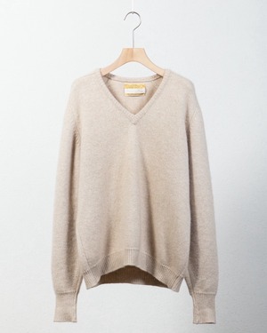 vintage "JANTZEN" V-neck cashmere knitted sweater / Made In USA