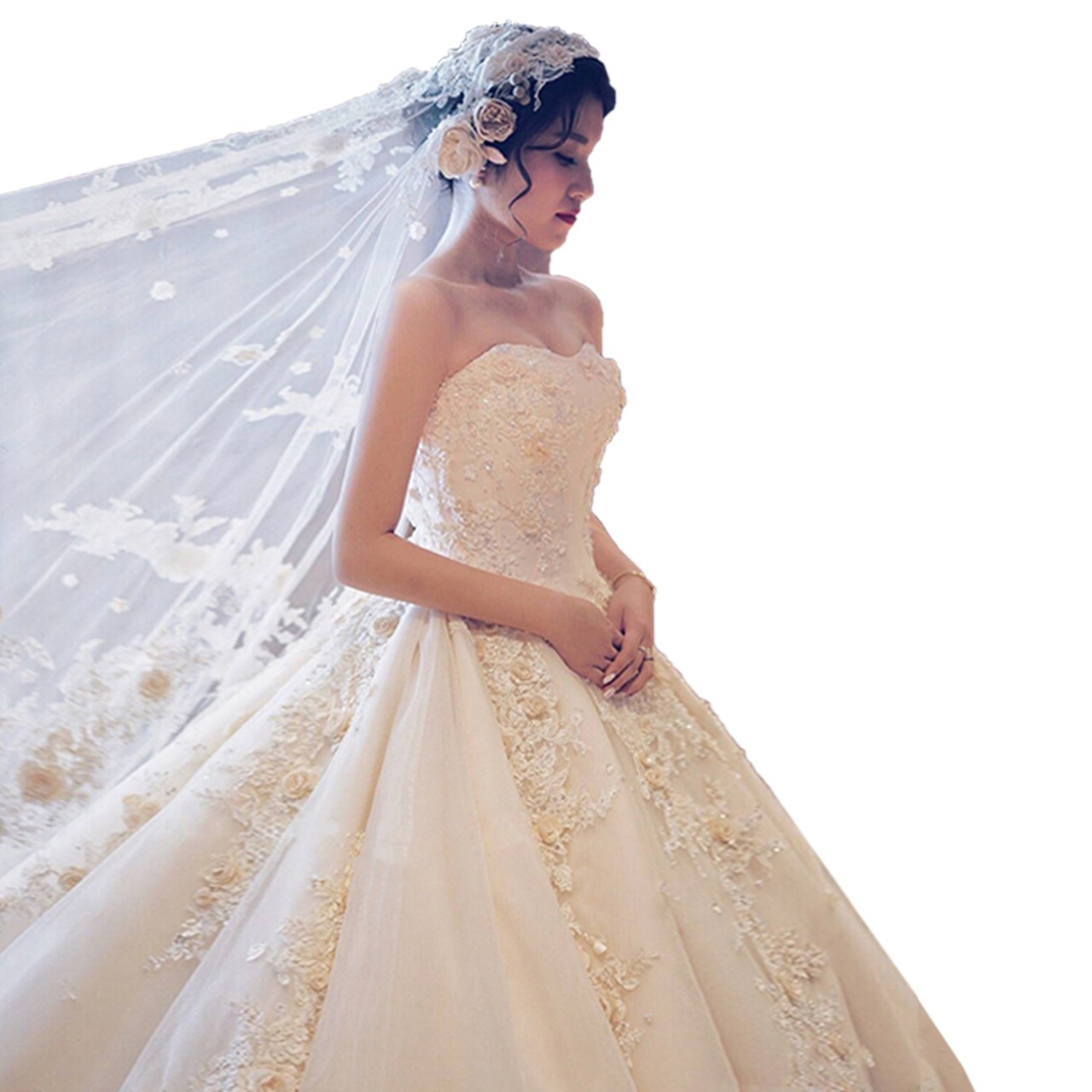 ウエディングドレス シャンパン色 プリンセスライン ベアトップ ロング  