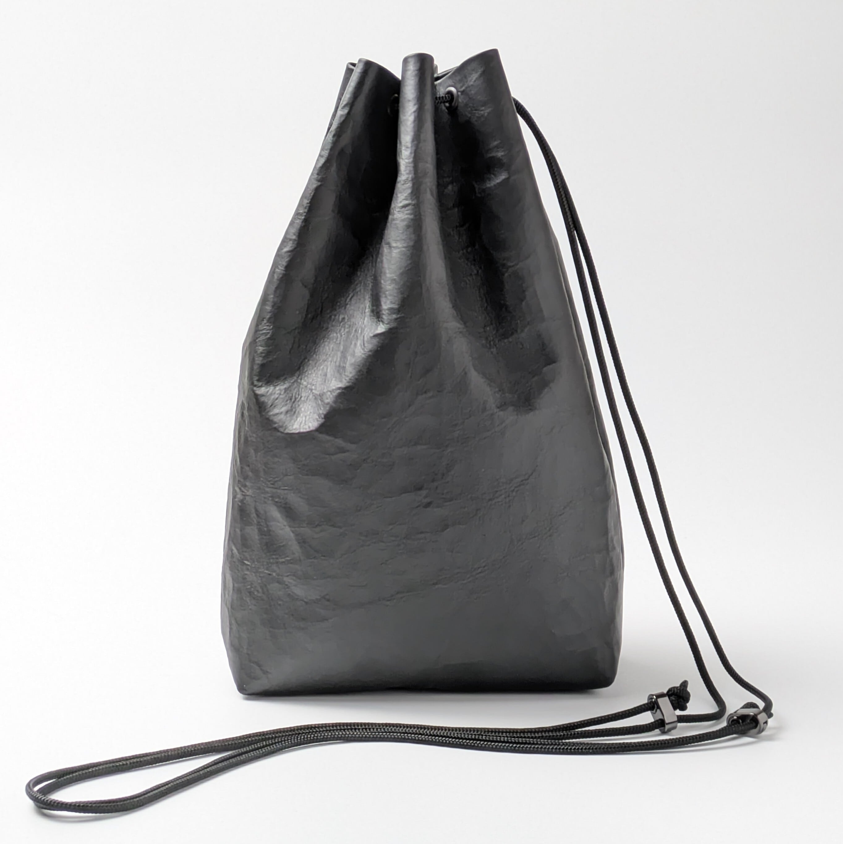 ダイニーマ革巾着 M allblack | keel