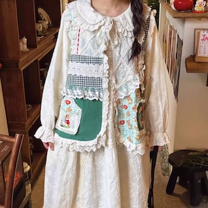 パッチワークレース柄ベスト ・10302