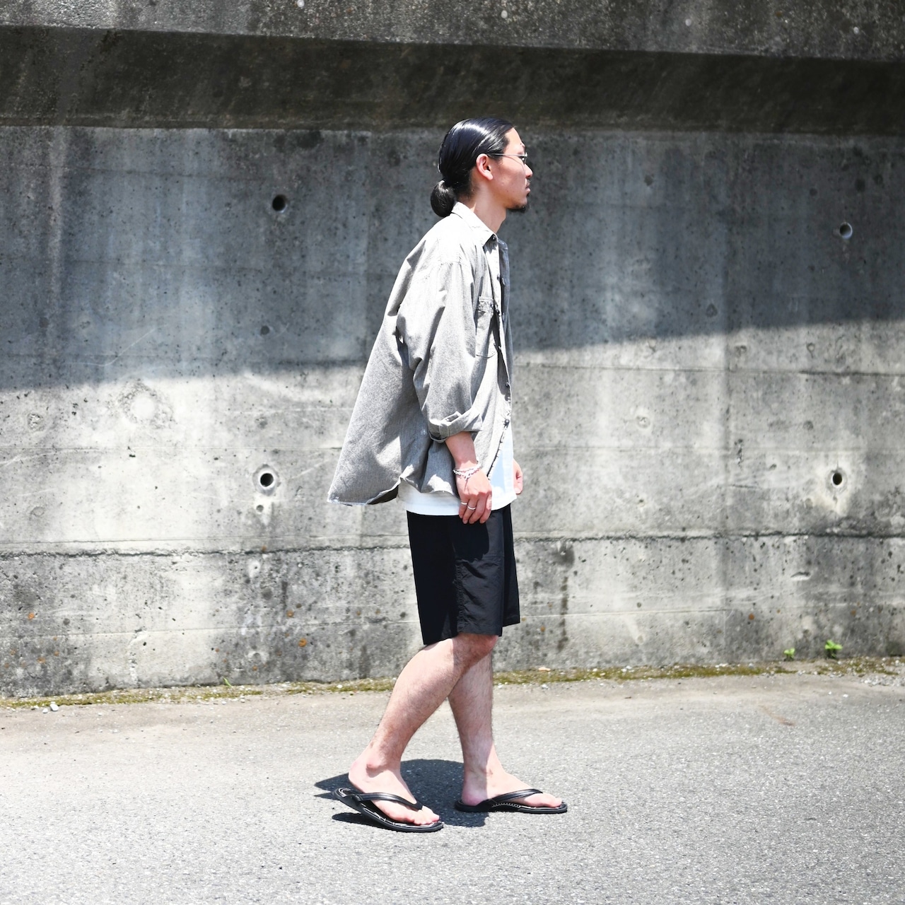 INTERIM(インテリム)INTERIM / MILK PAINT VINTAGE WASH BLACK SHUTTLE CHAMBRAY HYPER BIG US NAVY WORK SHIRT TYPE2