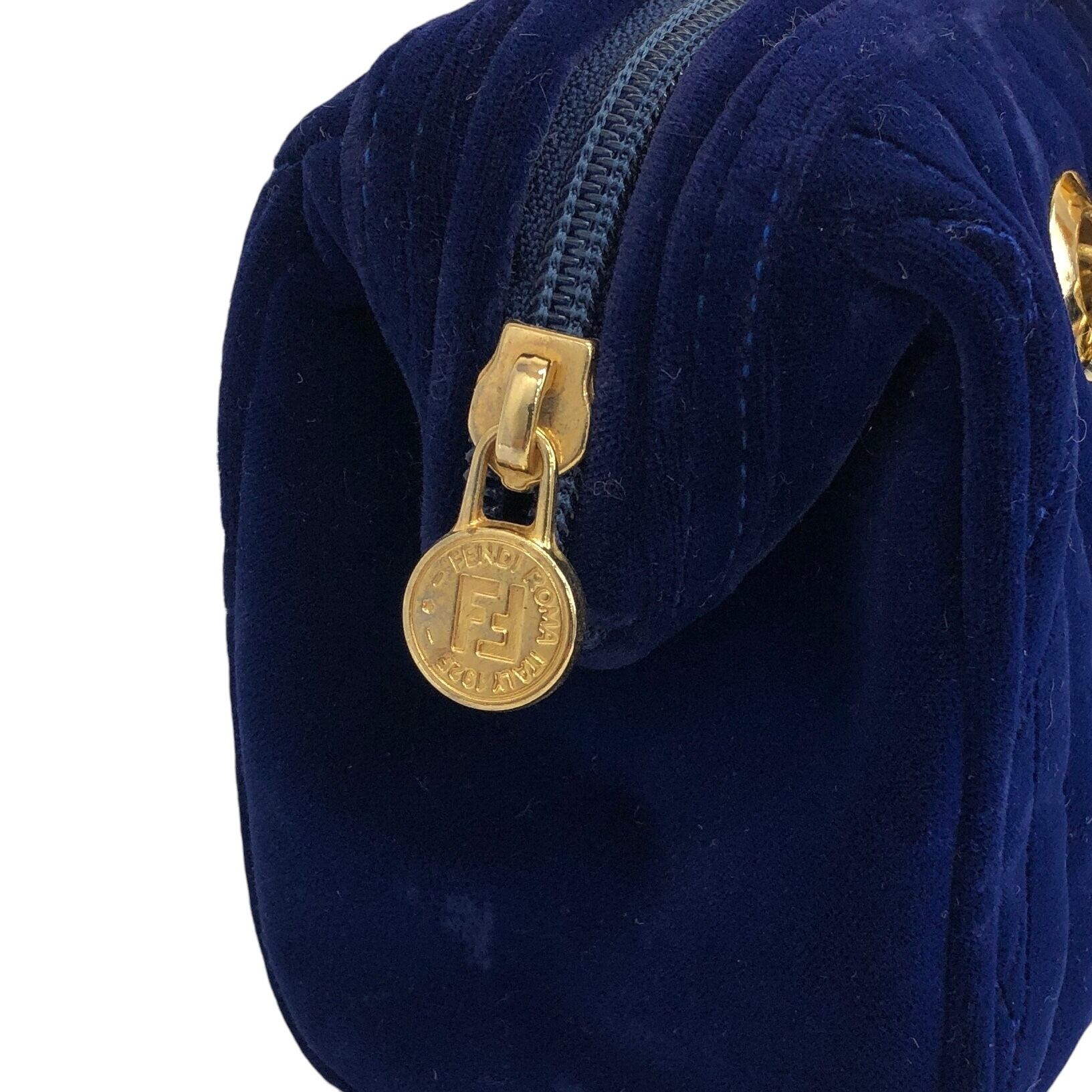 FENDI フェンディ ショルダーバッグ ネイビー ツイスト ベロア ミニ