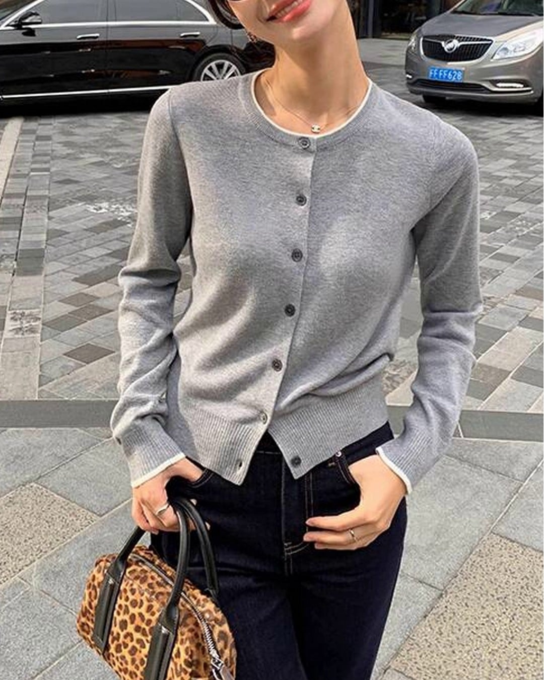 ラウンドネックシンプルカーディガン A24491