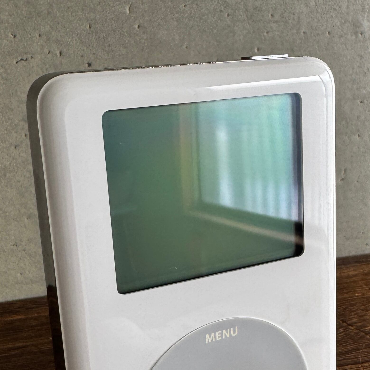 1台限定】Apple 第4世代 iPod (モノクロ) SSD化 ＋ 3000mAh モンスター