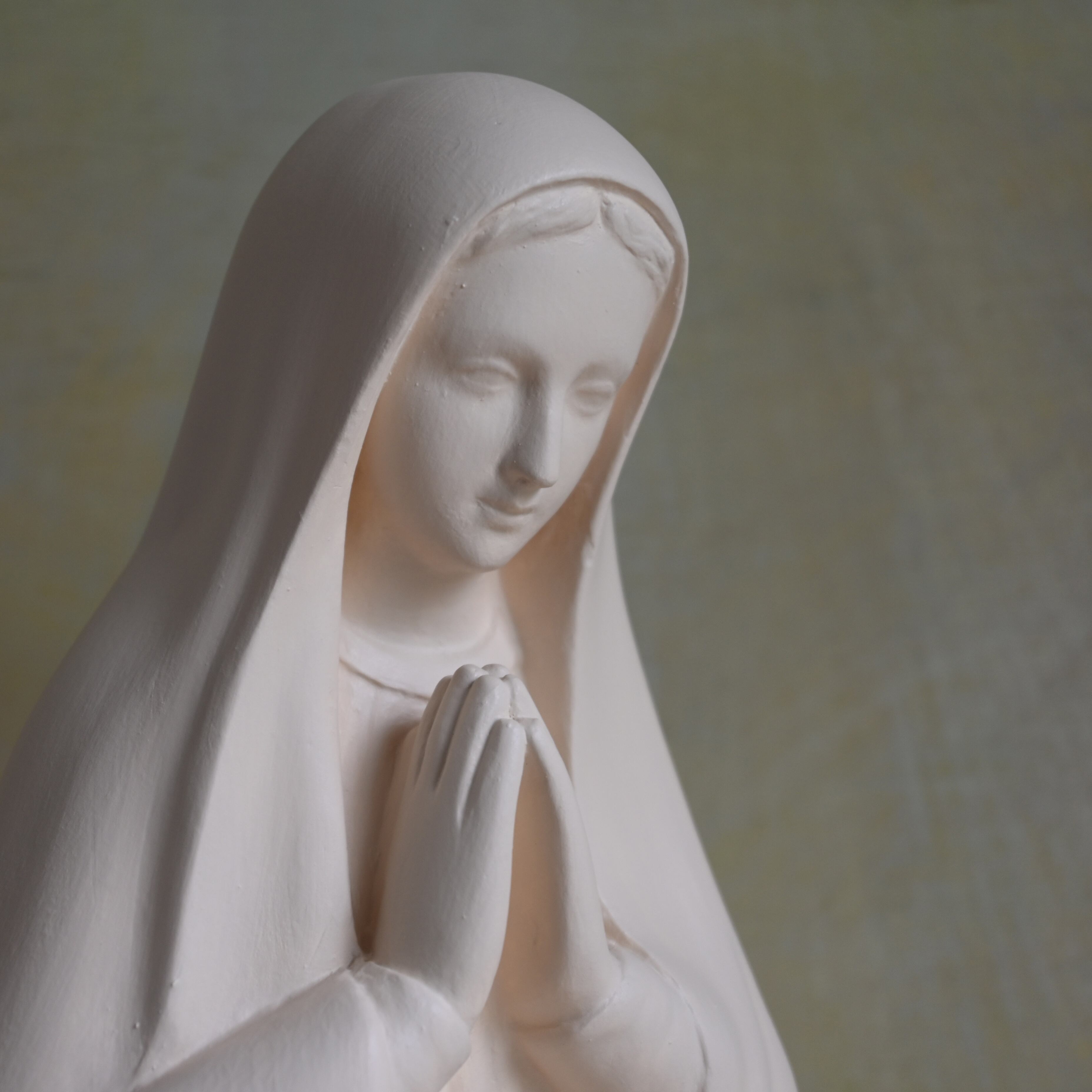 海の星の聖母像【35cm】室内用クリーム色仕上げ | 中田ザビエル工房