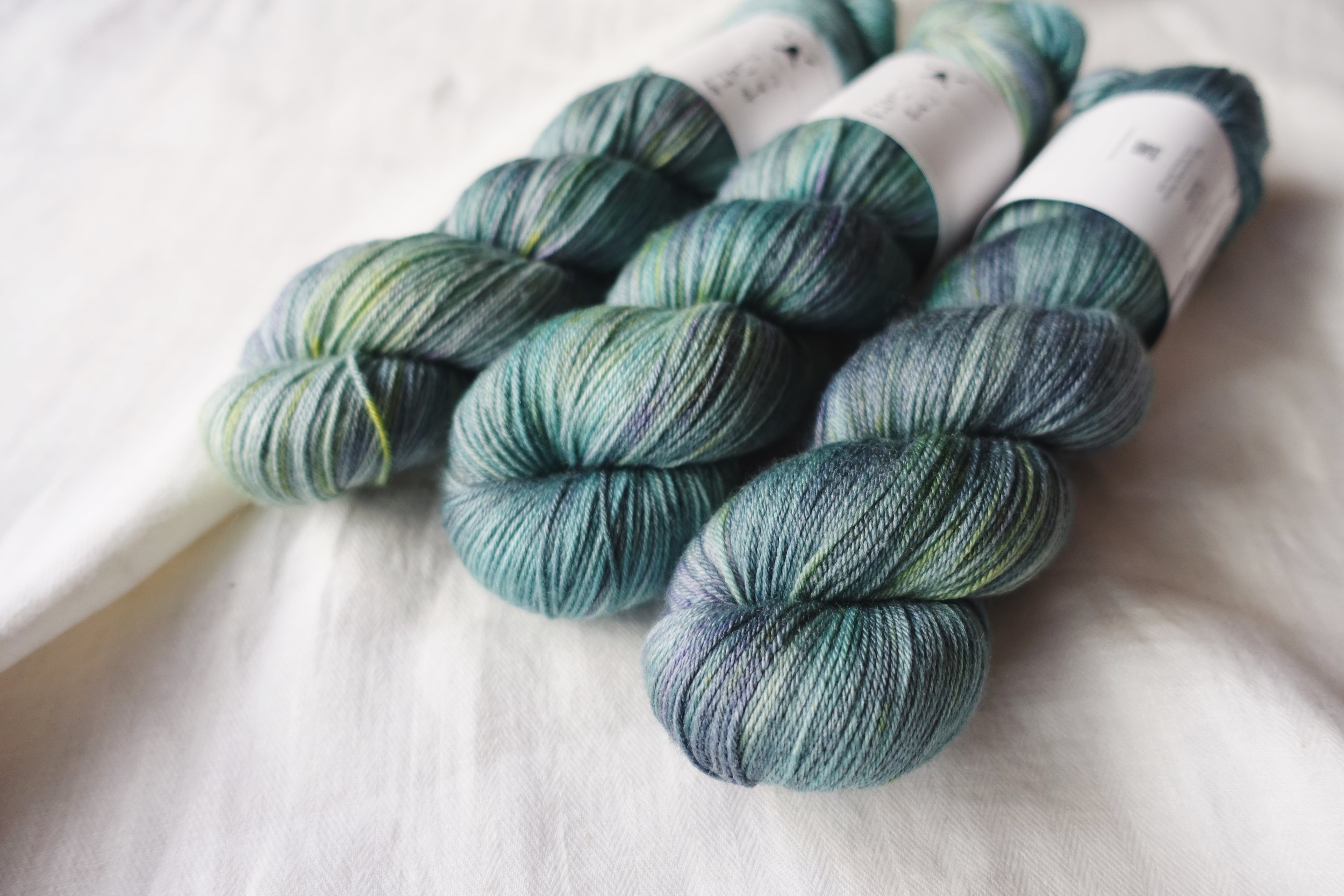 手染め糸]Premium Silk+Wool Sock_Bird song | 手染め毛糸のYaoskep Yarn