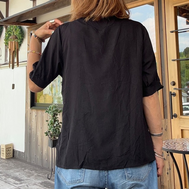 刺繍ゆったりブラウス