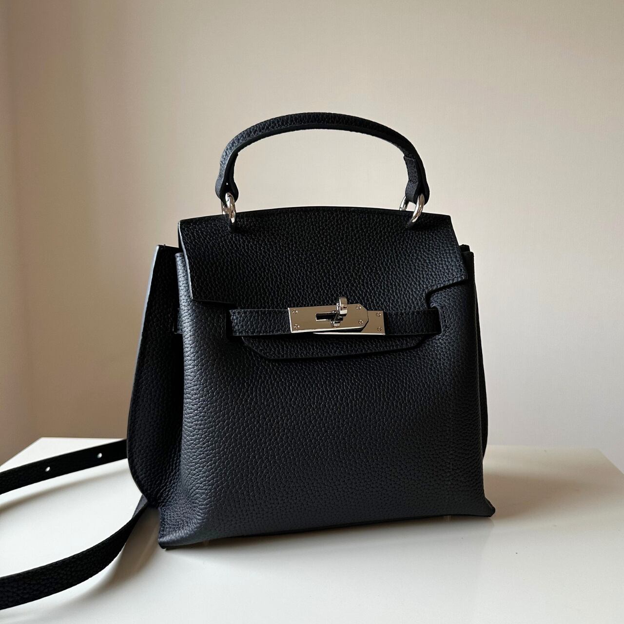 Mini Debonair Handbag【ミニ デボネア ハンドバッグ】 | so4store Mini Debonair Handbag【ミニ デボネア ハンドバッグ】 | so4store