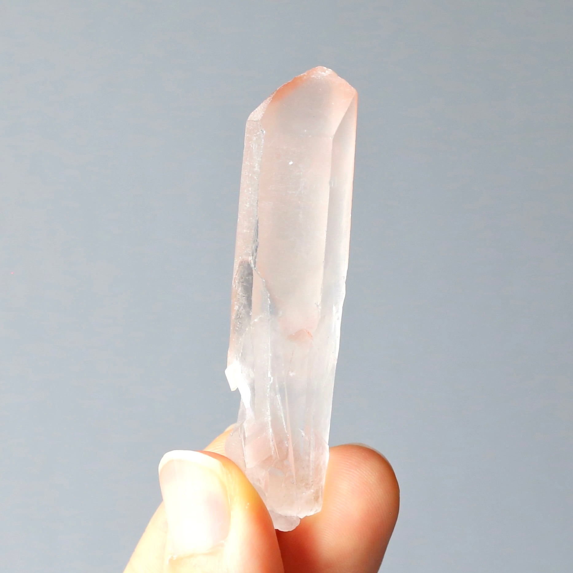 ディープピンクレムリアンシード ディアマンティーナ産 天然石 水晶