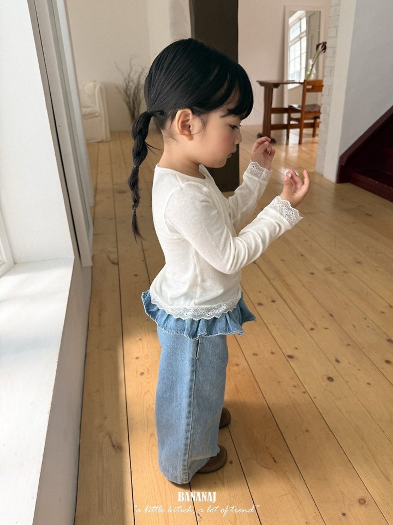 韓国子供服 / BANANA J / 26Autumn / レース ボーダーTシャツ / 秋服 / キッズ *XS~JS*