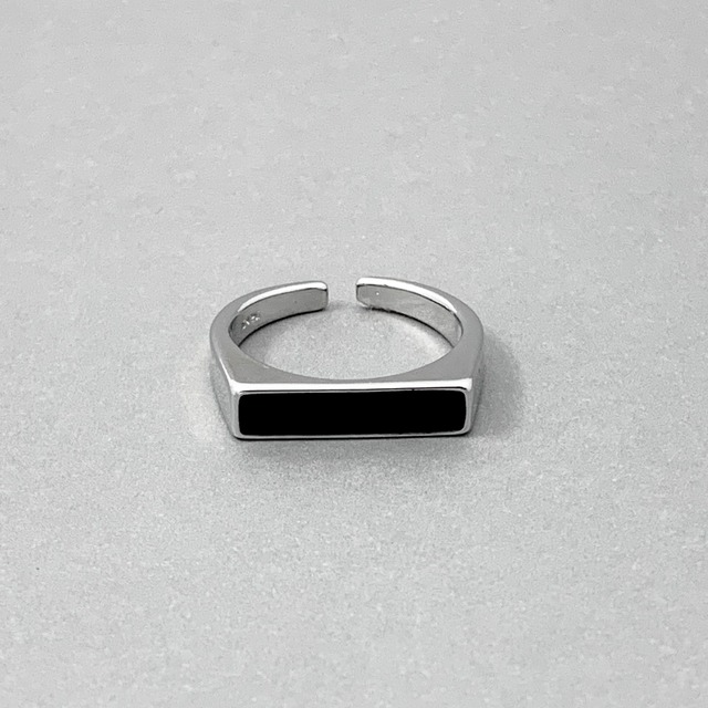 Long Bar Black Signet Ring #163