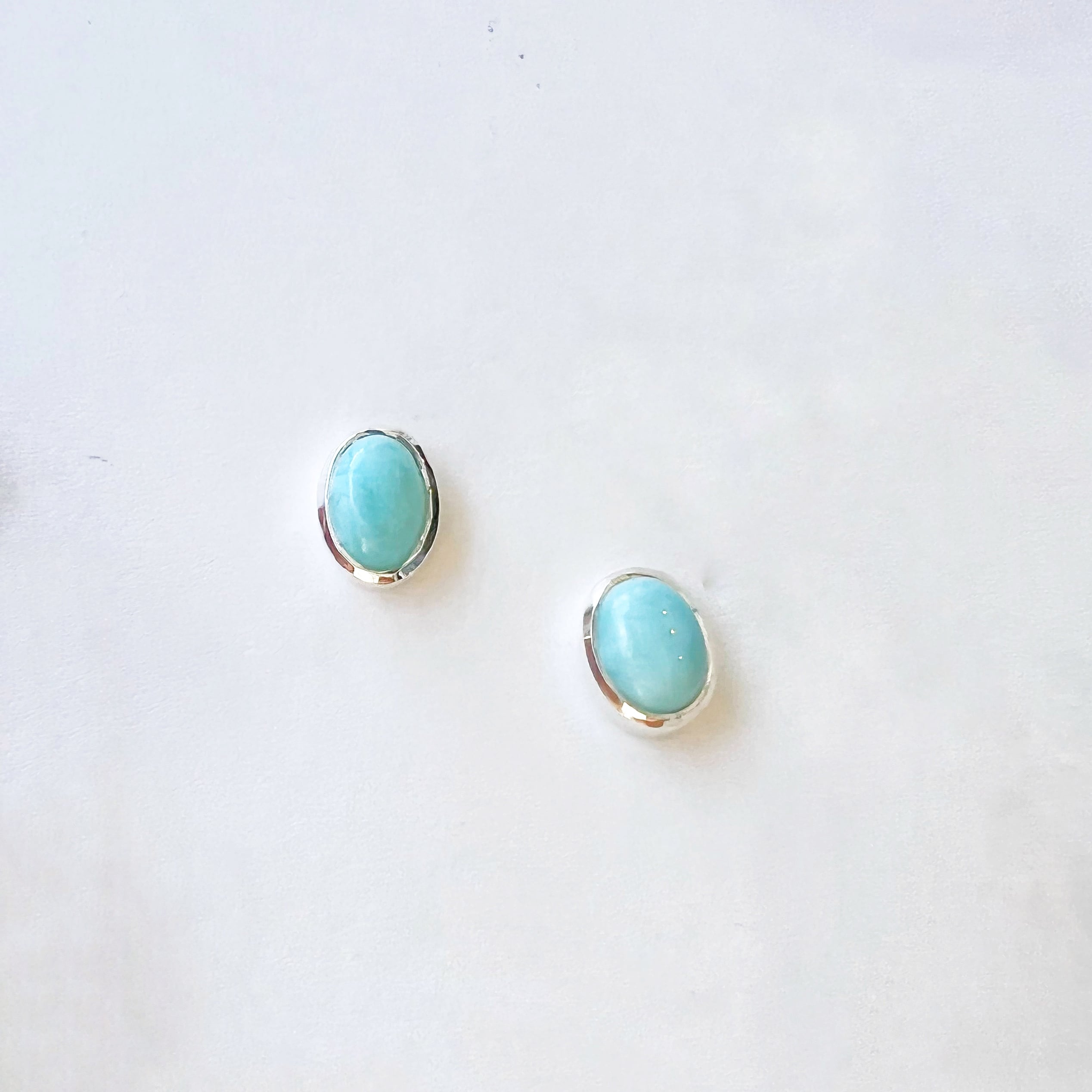 ラリマール オーバルシェイプ シンプルピアス ラリマー オーバル