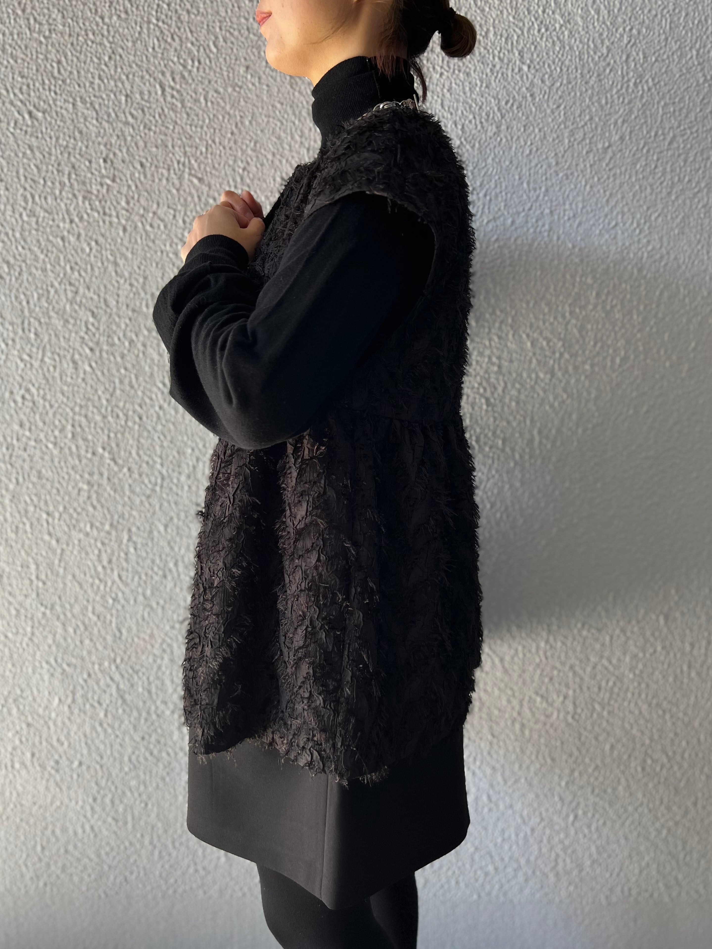 【PASSIONE】パールボタンシャギーフリンジジレ　516929