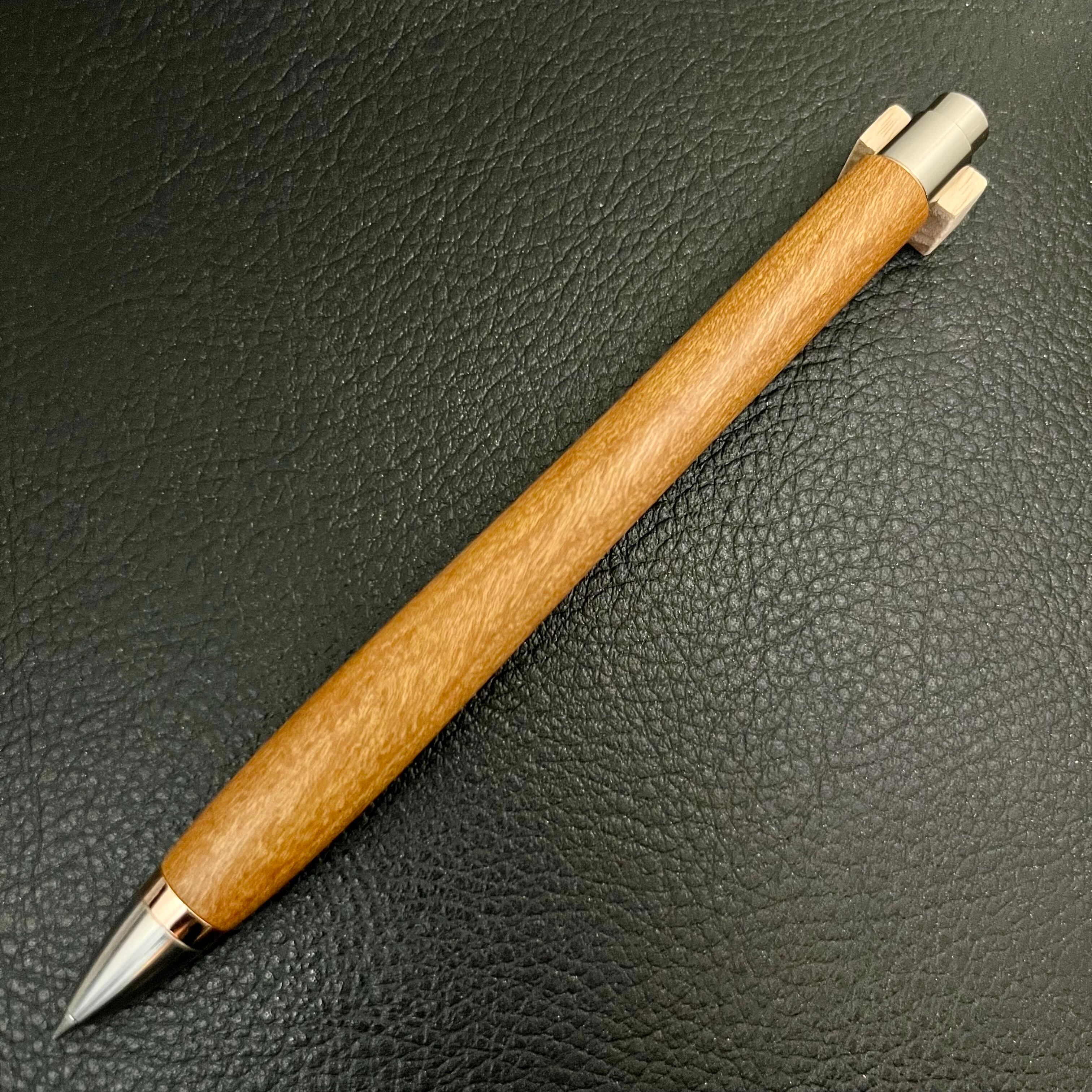 Woodpen craft山桜ボールペン 寒緋桜(かんひざくら)-307032039】ボールペン | 匠衆・朱椿粋
