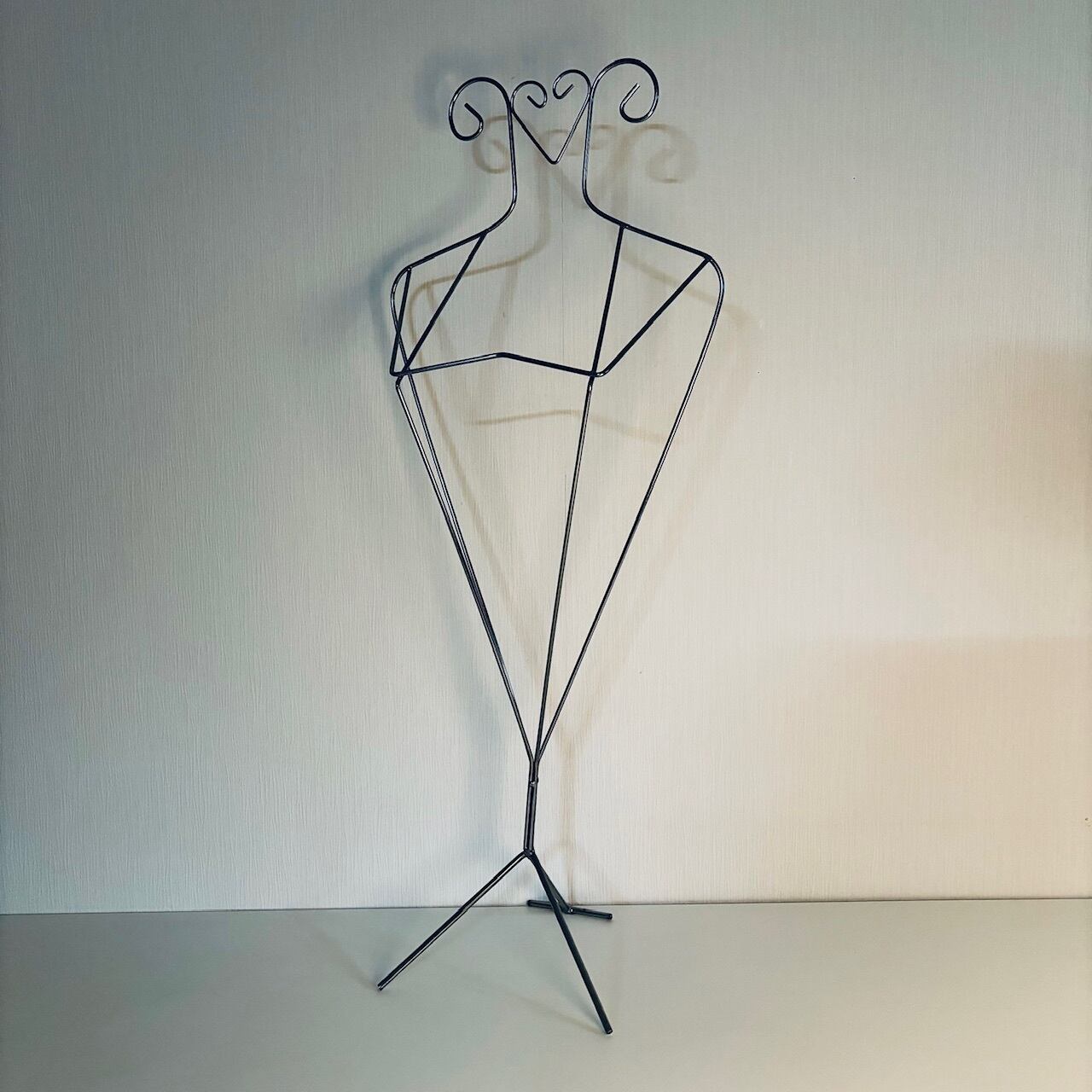 ワイヤートルソー　5台セット　マネキン　什器　ディスプレイ　店舗用品 ワイヤートルソー 5台セット マネキン 什器 ディスプレイ 店舗