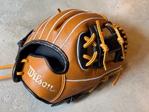 ジュニア用D-MAX DUAL Jr. 6J型 【Wilson】内野手用グローブ　ブラック×SタンSS