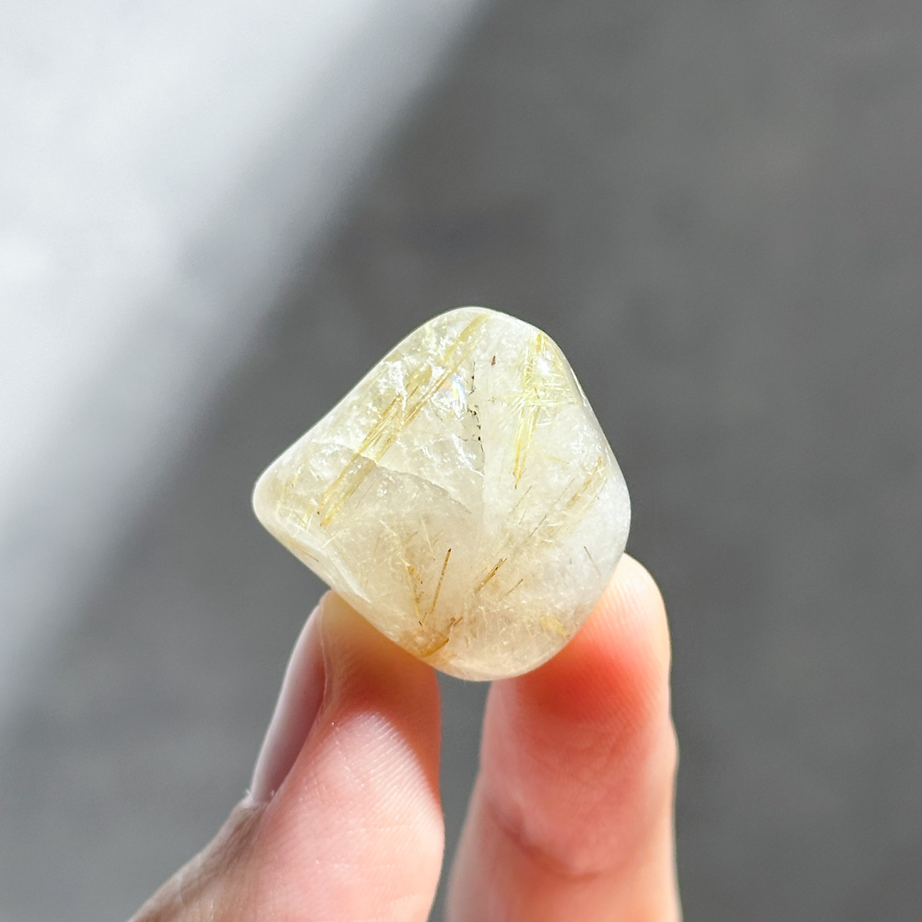 ルチルインクォーツ タンブル63◇ Rutile in Quartz◇天然石・鉱物