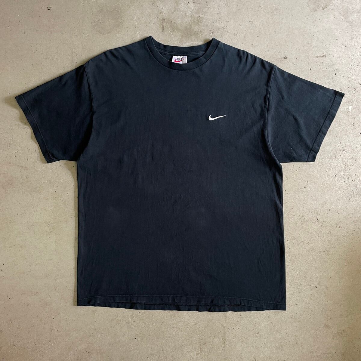 90s NIKE USA製 ブラック スモールスウォッシュ 刺繍 90s NIKE USA製 ブラック スモールスウォッシュ 刺繍