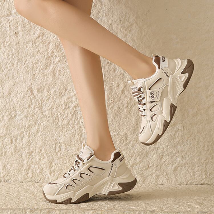 厚底レディーススニーカー|美脚&脚長見え◎ クッション性抜群のカジュアルシューズA10017