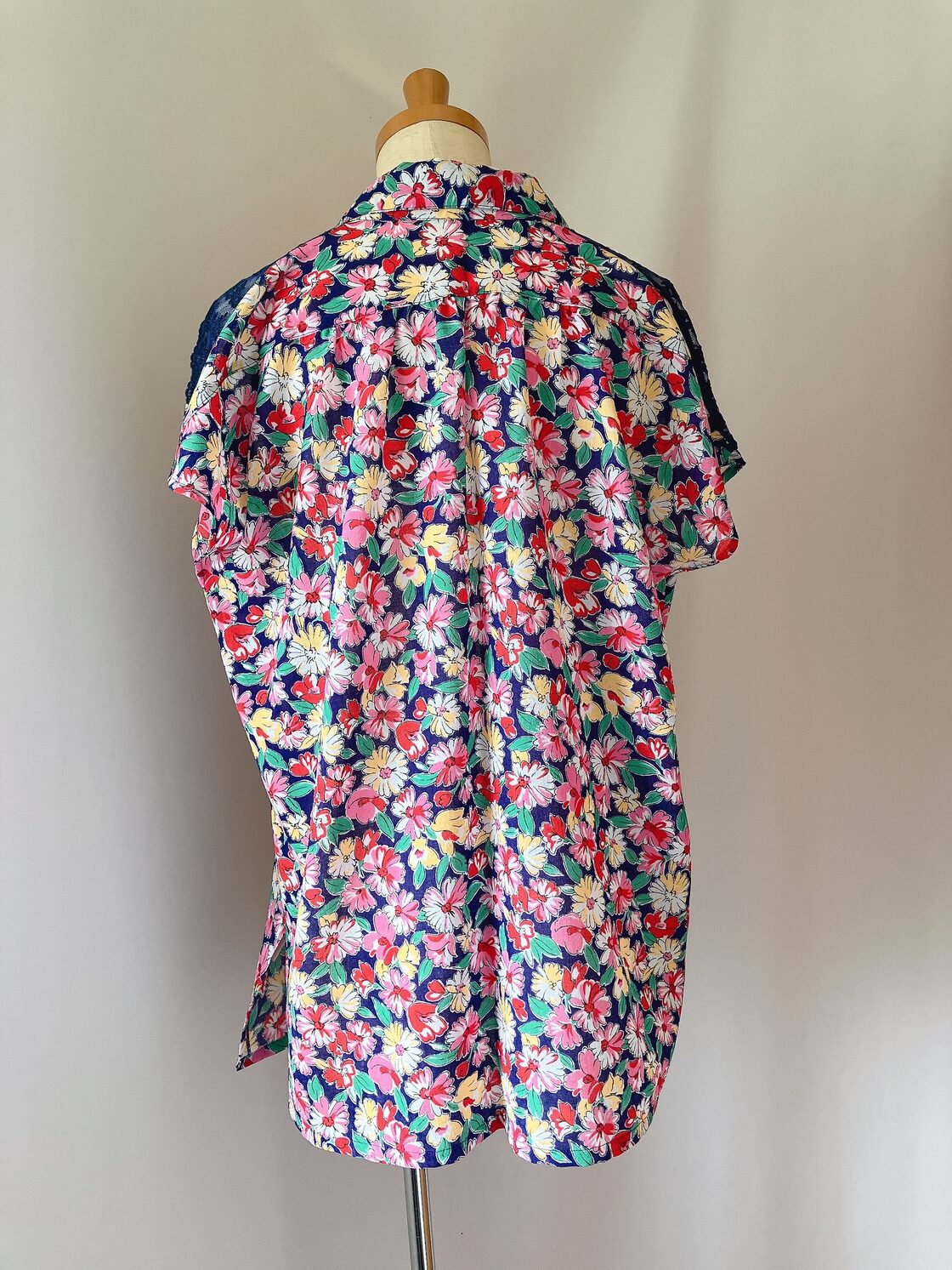 used レトロ 小花柄 カラフル ブラウス 古着 ヴィンテージ vintage 