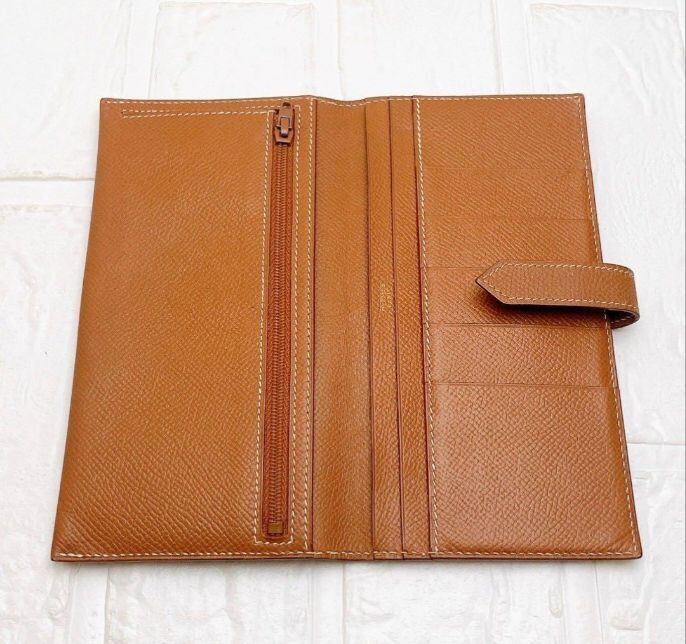 値下げ‼︎HERMES エルメスべアンクラシック キャメル茶 ゴールド金具 長財布 HERMES エルメス べアンクラシック キャメル茶 ゴールド金具 長財布