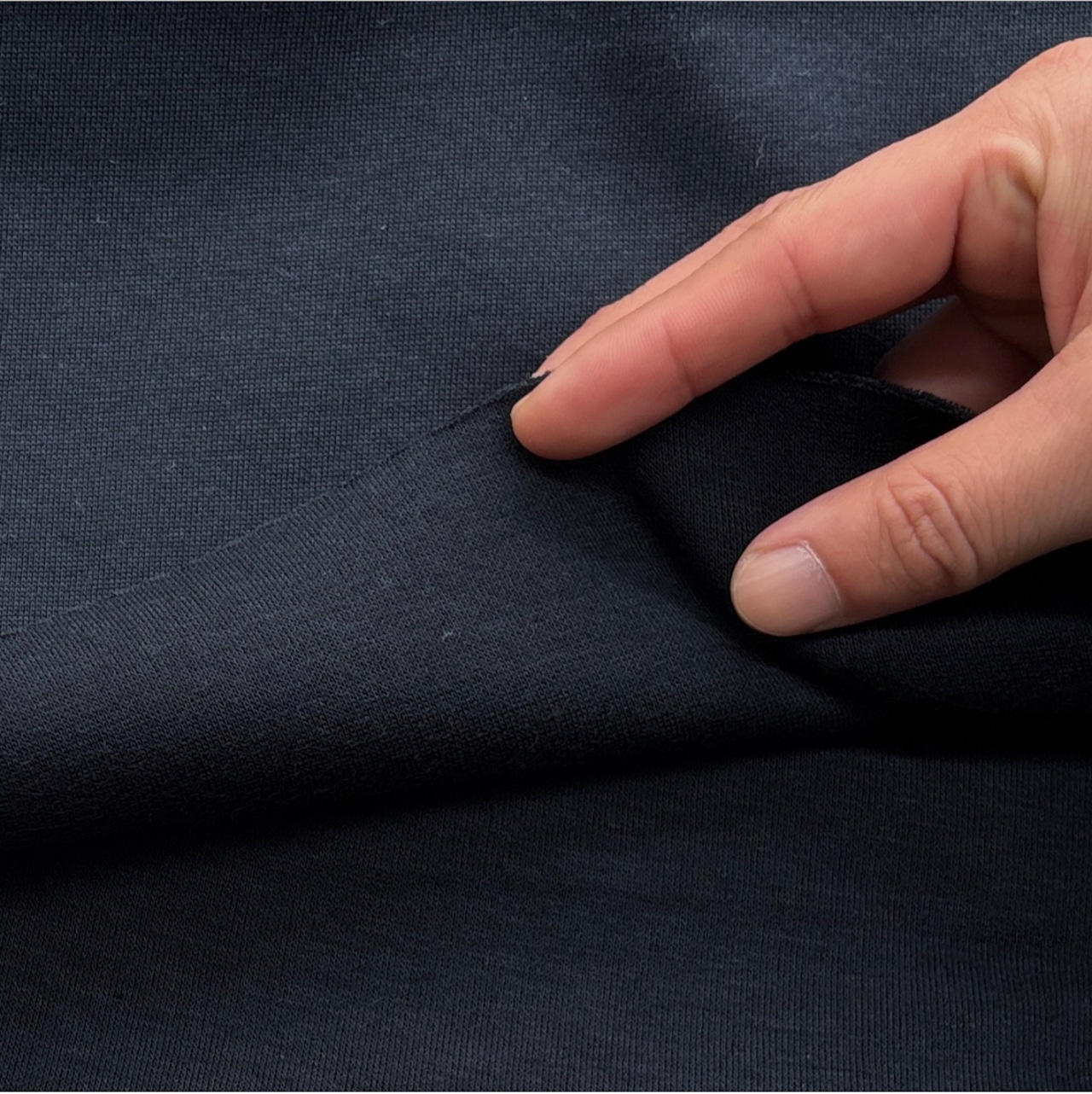 ★NY026◆2m◆綿ポリエステル混もちもちダンボールニット生地◆ネイビー