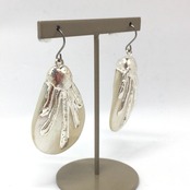 大きめシェルが抜群 ドロップシェル  ピアス＆イヤリング sl5_8_1_0519tp09-sl5_8_1_0519te10