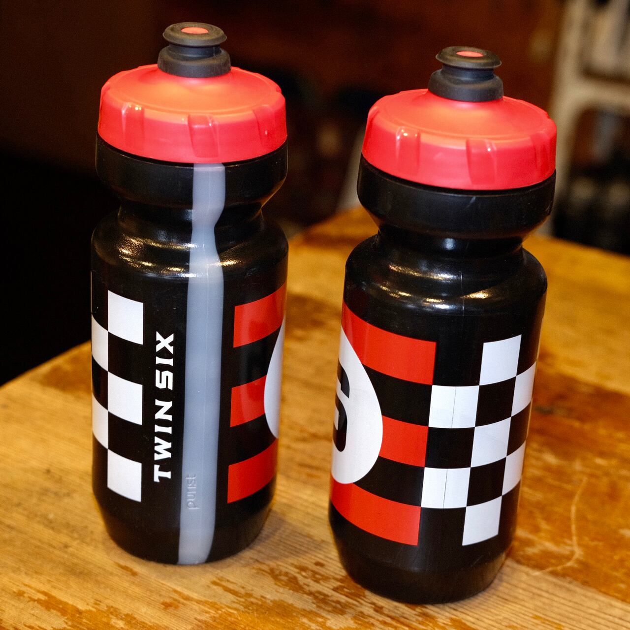 TWIN SIX ☆ WATER BOTTLE | whoo bicycles