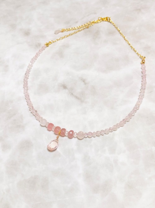 ローズクォーツネックレス