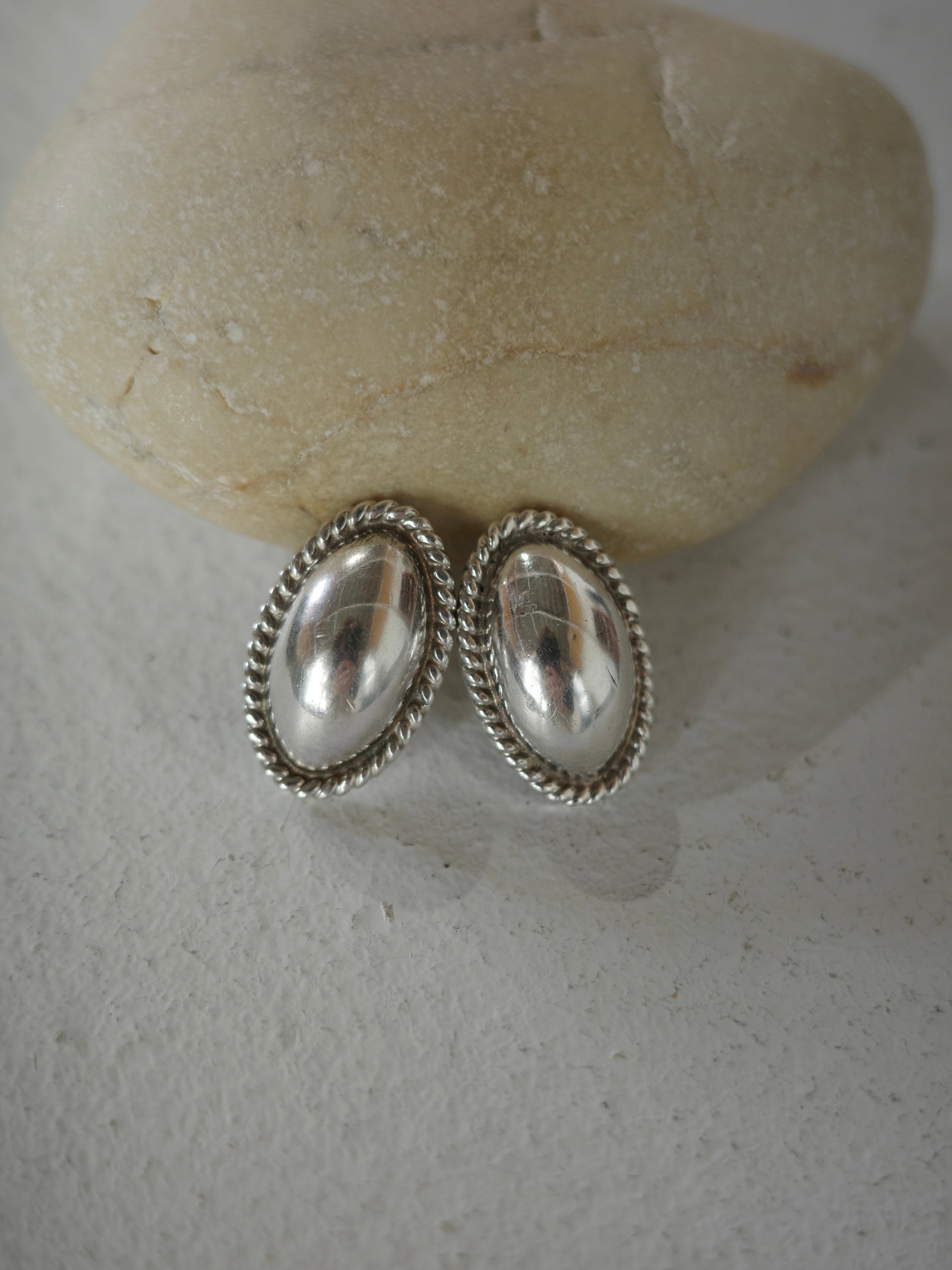 <vintage silver925>oval pierce