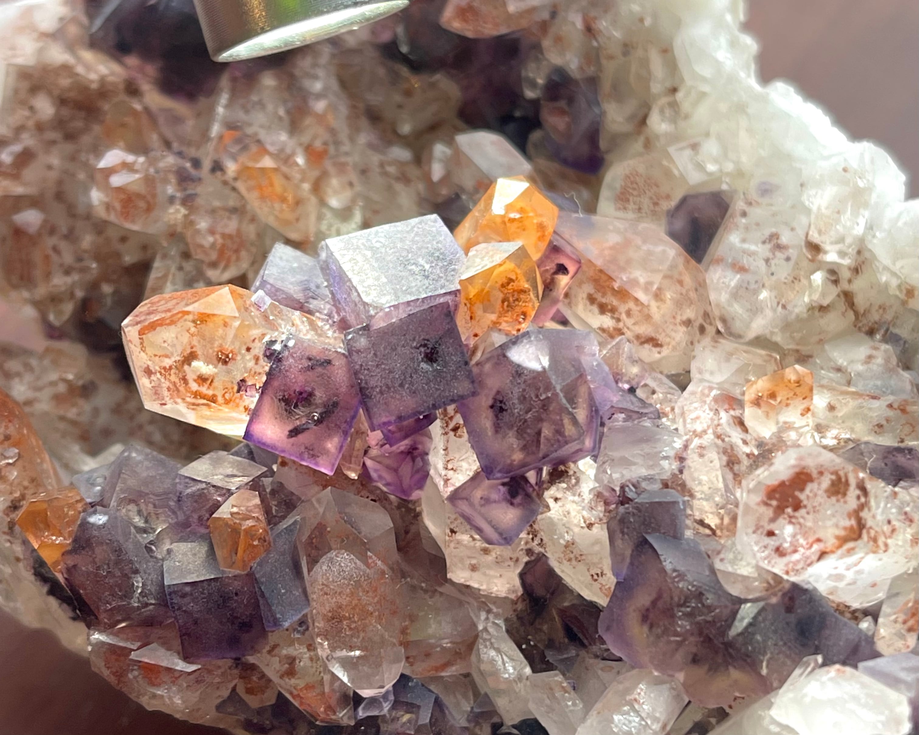 フローライト / クォーツ / ヘマタイト【Hematite in Quartz