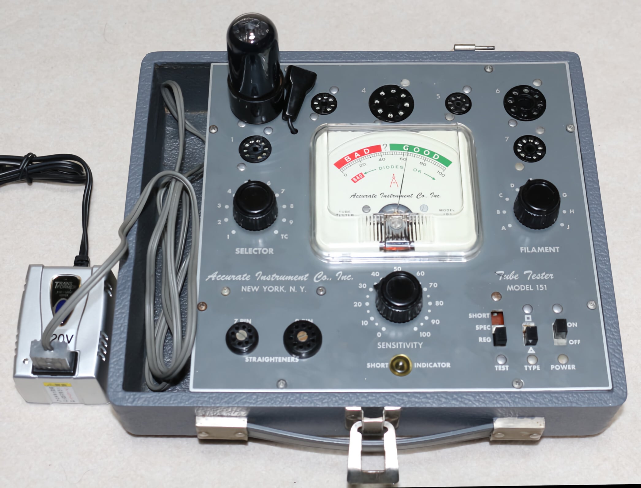 使って満足 使いやすい 真空管試験機 Accurate151 昇圧アダプター付き