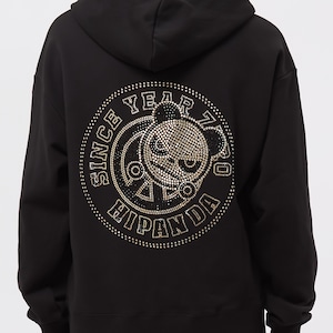 送料無料【HIPANDA ハイパンダ】メンズ フーディー スウェット MEN'S GOLD EMBLEM RHINESTONE HOODIE SWEAT SHIRT / BLACK