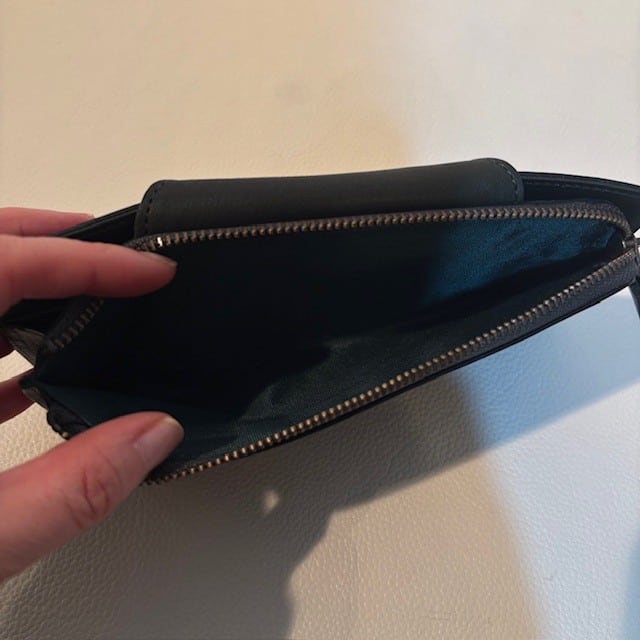 B.stuff　新色入荷！薄手の長財布(シダーウッド)