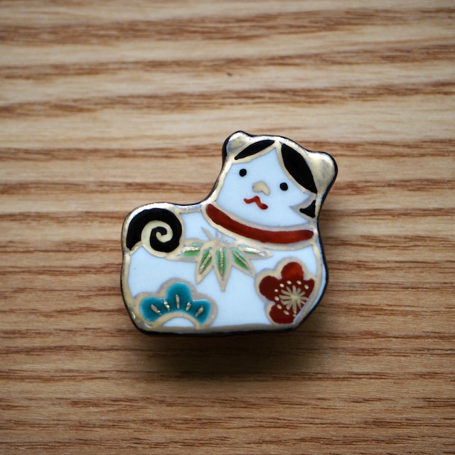 犬筥（帯留、ブローチ）