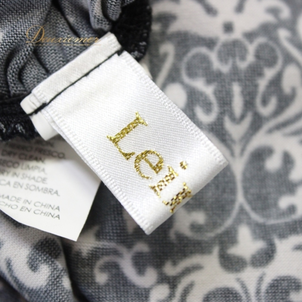 社交ダンス 衣装 スタンダード トップス レッスンウェア レディース オールシーズン 黒 白 Leirena レイリーナ ブラック系 ホワイト系 長袖 アシメ アシンメトリー ストレッチ性 おしゃれ フォーマル ダンスウェア モダン デザイン 洗練された