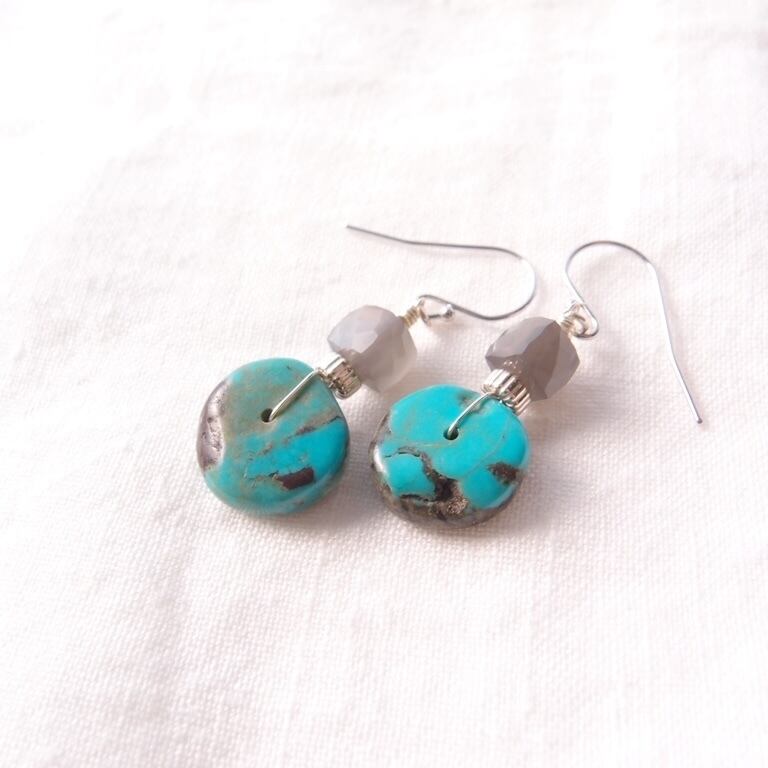 再入荷【SV】Turquoise × Gray Moonstone Earrings／ターコイズ×グレー
