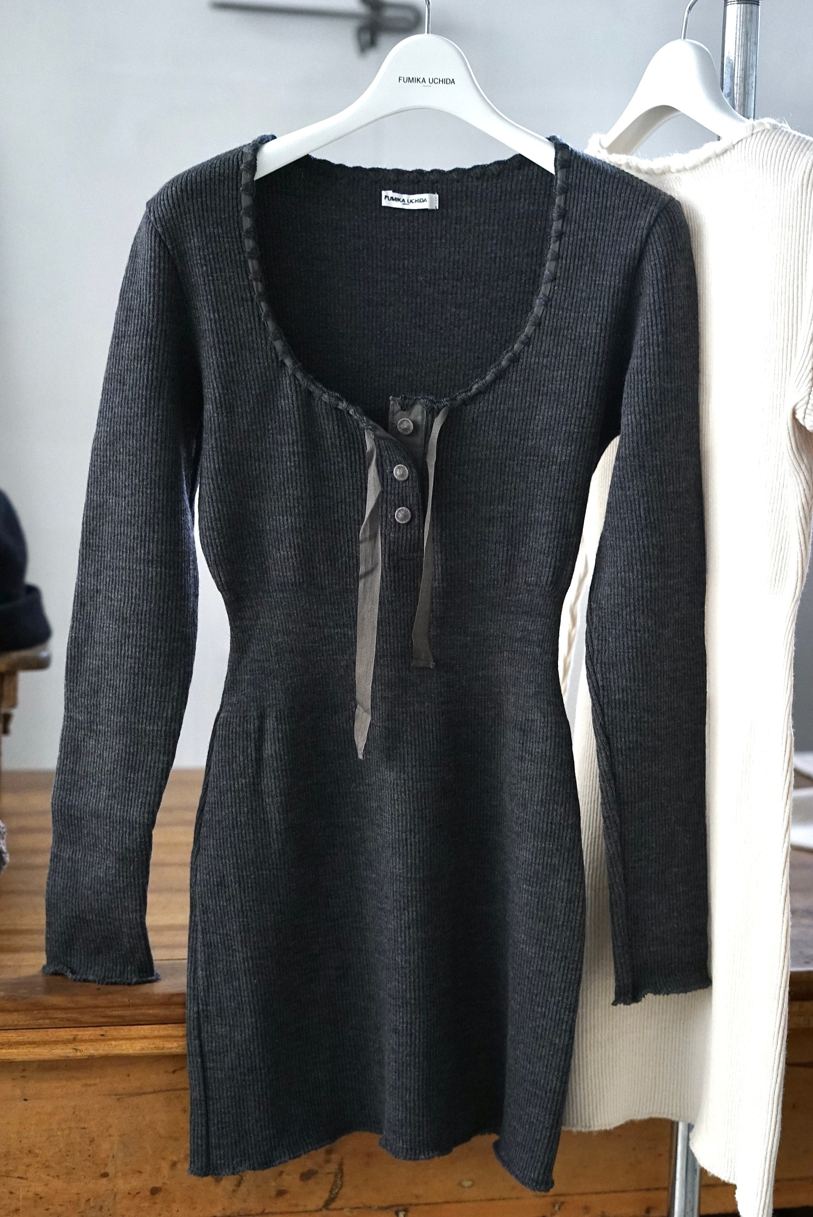 FUMIKA_UCHIDA / RIB STITCH HENLEY-NECK UNDERWEAR (IVORY , TOP