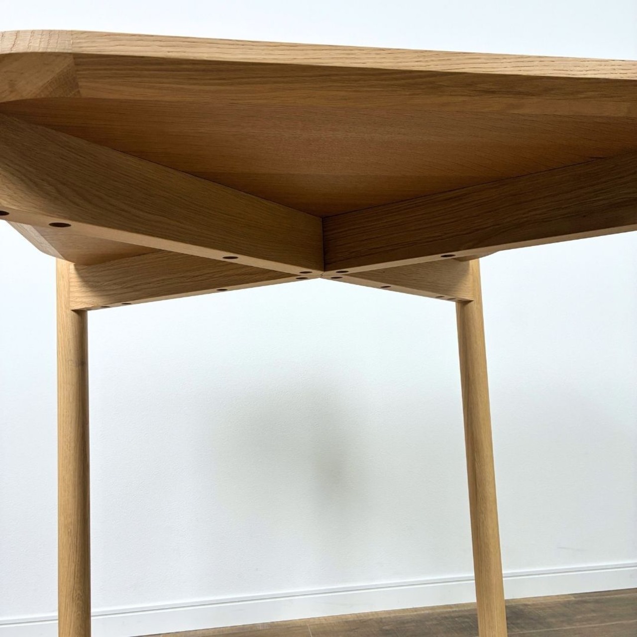 KARIMOKU NEW STANDARD CASTOR TABLE 75 カリモクニュースタンダード キャストールテーブル 75 ダイニングテーブル ナチュラル モダン ナチュラルモダン 北欧 木目 カフェ スクエア ピュアオーク オーク【中古】【250サイズ】