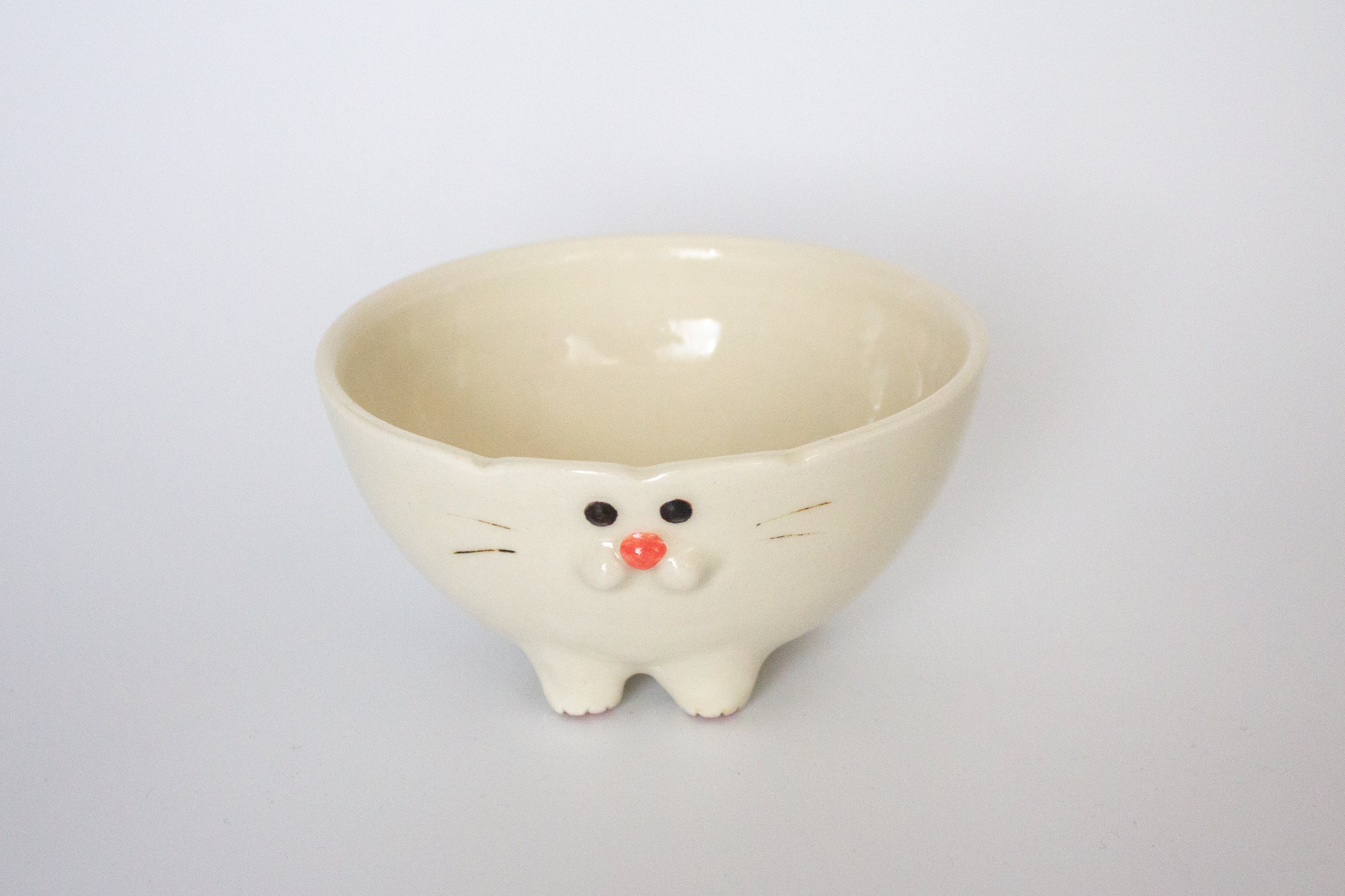 しろねこのお茶碗