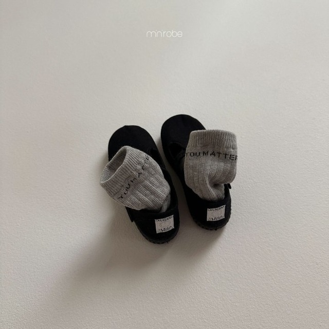 minirobe25wn_Lettering Socks