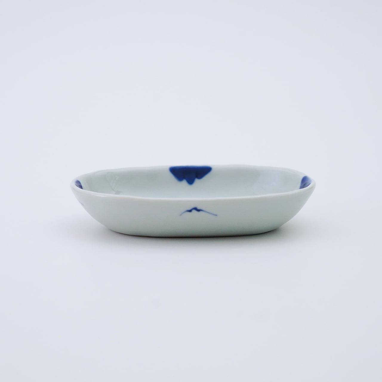 染付伊万里牡丹小判皿（小） | 福珠窯ファクトリーショップ